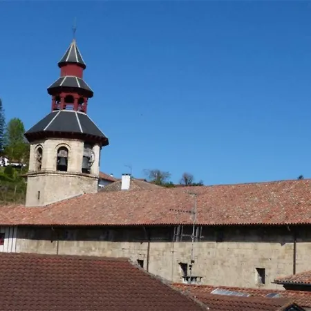- 4 Pers, 80 M2, 3/2 * Ciboure